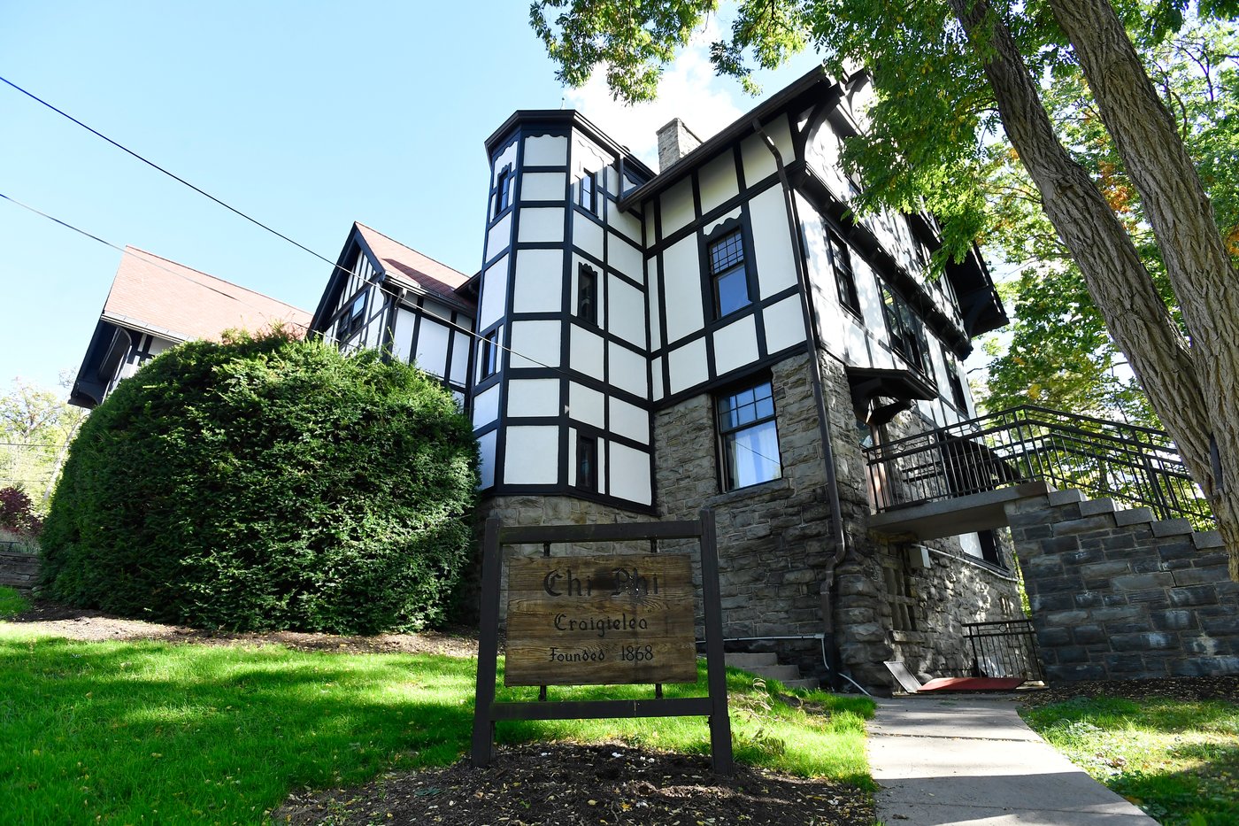 Cornell suspends fraternity parties, gives state police role in investigating campus assault reports | iNFOnews.ca