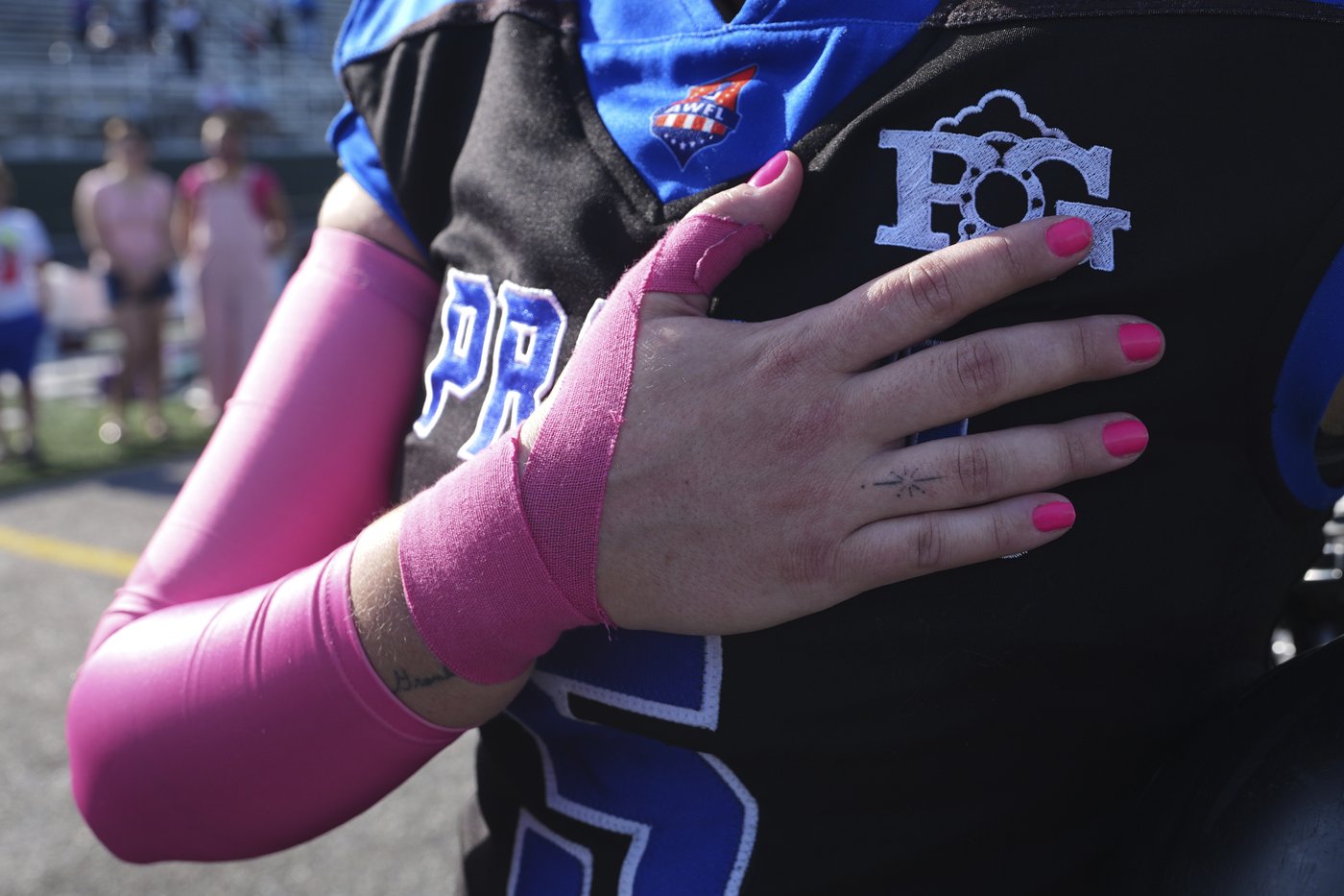 Women's tackle football gives female athletes opportunities in a game dominated by men | iNFOnews.ca
