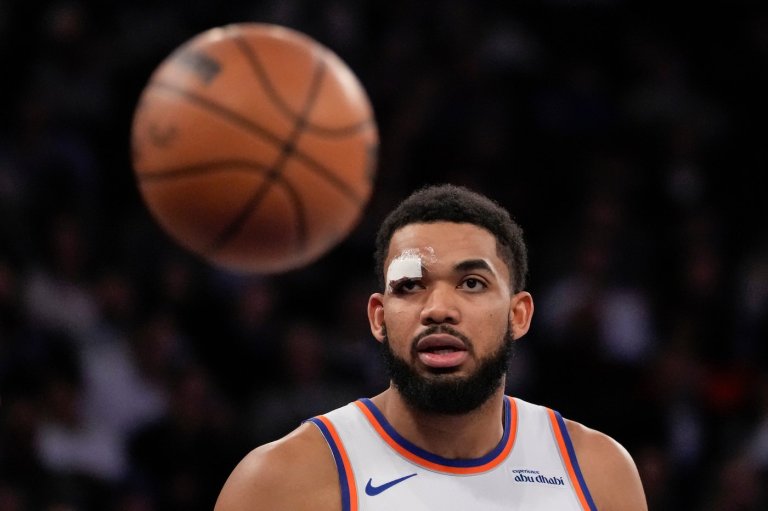 Towns is bloodied and bandaged, Nuggets lose 2 injured starters in Knicks' double-OT win | iNFOnews.ca
