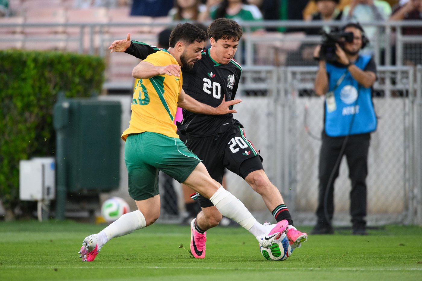 Vázquez’s first-half header lifts Mexico past Australia 1-0 in a World Cup warm-up | iNFOnews.ca