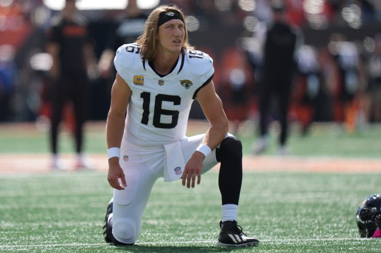 By the Numbers: Jags QB Trevor Lawrence's milestones and mistakes on London stage | iNFOnews.ca