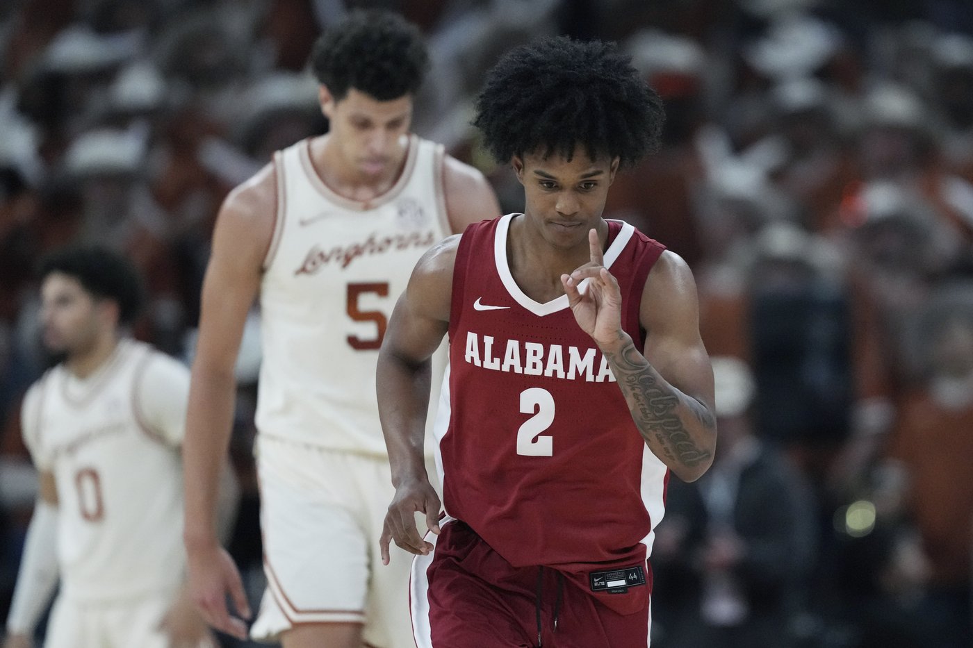 Stevenson and No. 2 Alabama blow past Texas 103-80 to set up SEC showdown with rival No. 1 Auburn | iNFOnews.ca