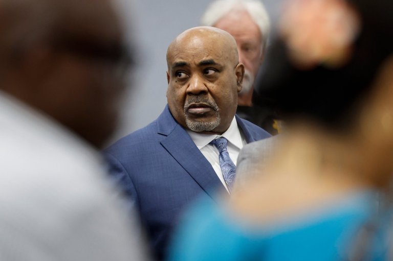 Duane 'Keffe D' Davis' murder trial heads to closings in Tupac Shakur's 1996 killing | iNFOnews.ca