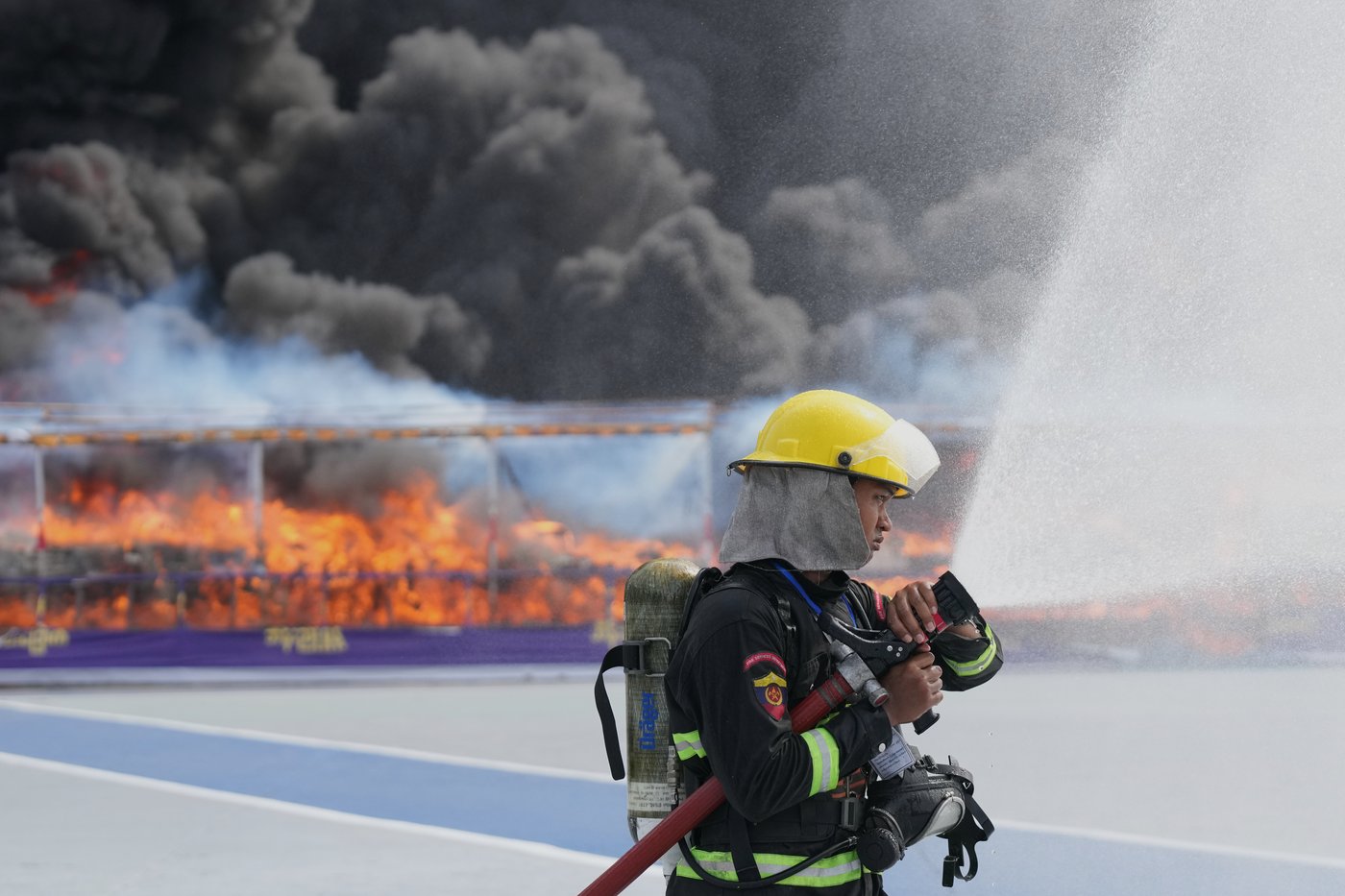 Myanmar torches $600 million in seized heroin, meth and other drugs | iN420
