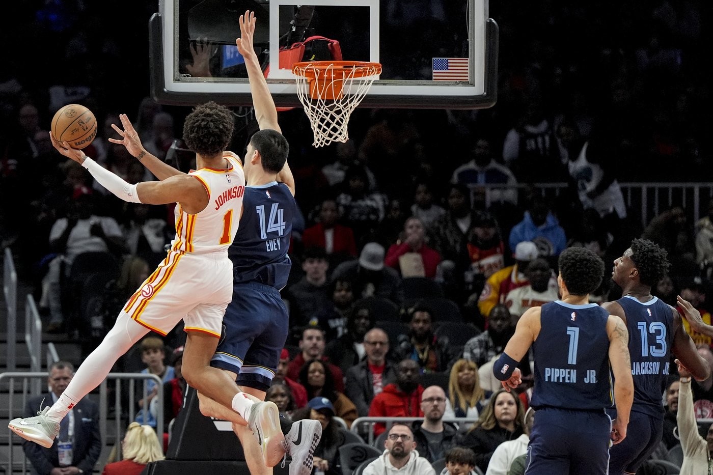 Bane and Pippen combine for 45 points, Grizzlies cruise past Hawks 128-112 | iNFOnews.ca