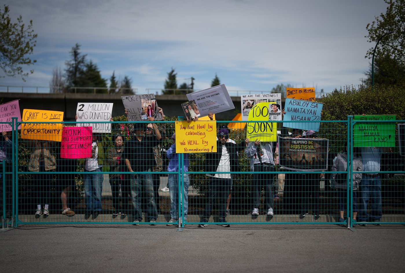 Protesters outside Vancouver's Lapu Lapu festival marking 1 year after 11 were killed | iNFOnews.ca
