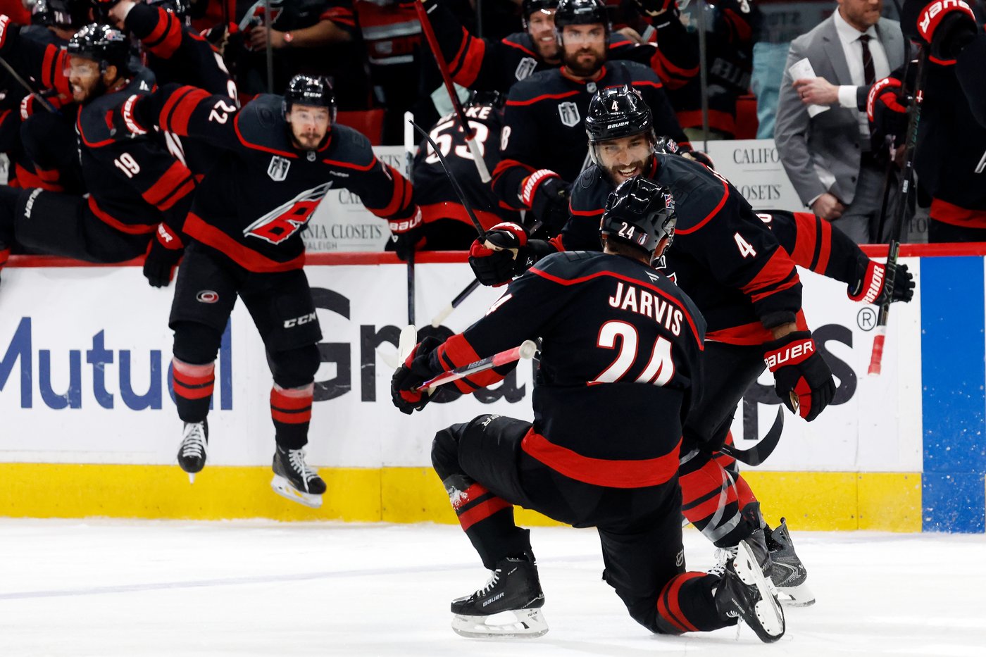 Seth Jarvis scores in overtime, Carolina beats Vegas in Game 2 to tie Stanley Cup Final | iNFOnews.ca