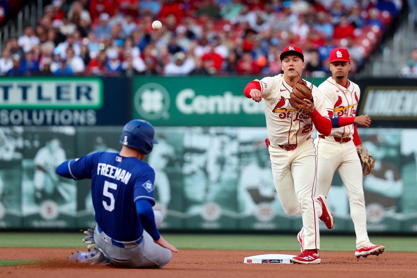 McGreevy, Cardinals notch sixth straight win 3-2 as Dodgers' slump continues | iNFOnews.ca McGreevy, Cardinals notch sixth straight win 3-2 as Dodgers' slump continues | iNFOnews.ca