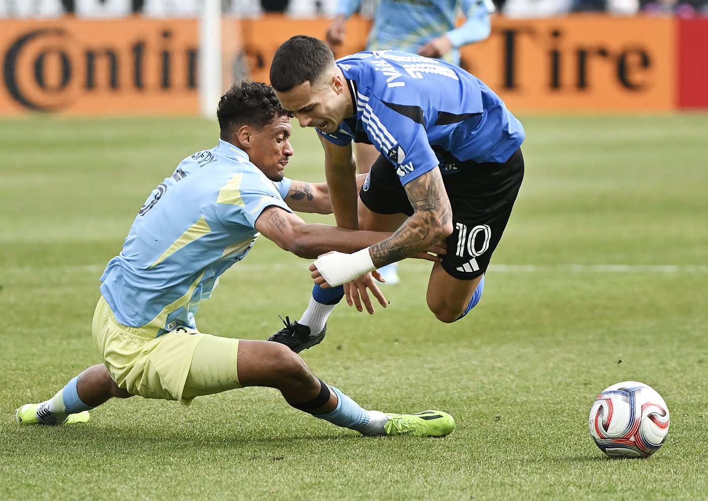 CF Montreal continues poor start to MLS season, loses home opener 2-1 to Union | iNFOnews.ca CF Montreal continues poor start to MLS season, loses home opener 2-1 to Union | iNFOnews.ca