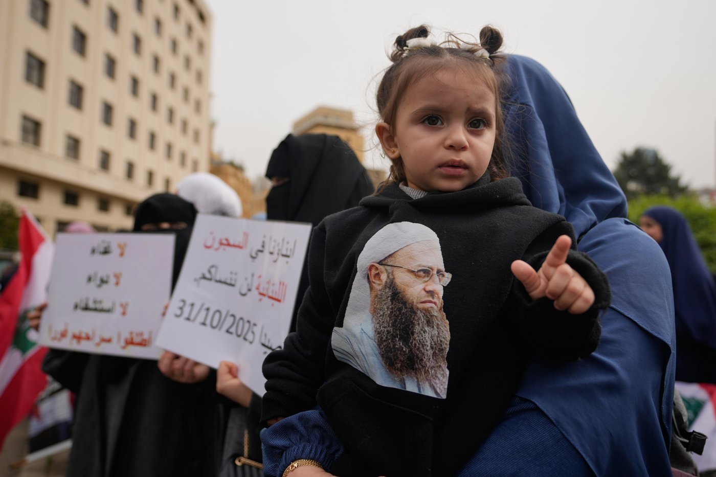 Lebanon's government approves a deal to transfer Syrian prisoners back to Syria | iNFOnews.ca Lebanon's government approves a deal to transfer Syrian prisoners back to Syria | iNFOnews.ca