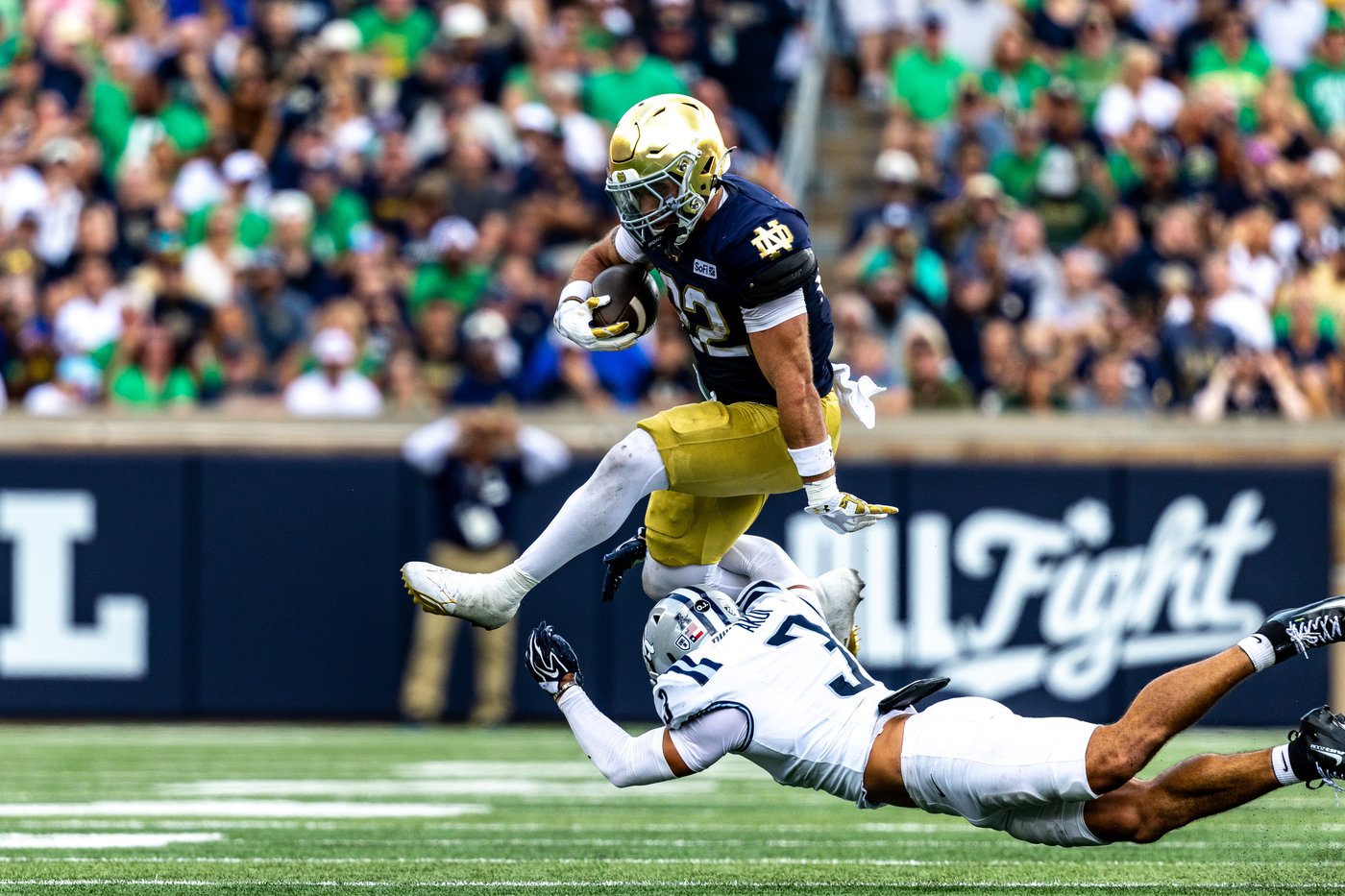 C.J. Carr throws for 4 touchdowns as No. 3 Notre Dame routs visiting Rice 52-0 | iNFOnews.ca C.J. Carr throws for 4 touchdowns as No. 3 Notre Dame routs visiting Rice 52-0 | iNFOnews.ca