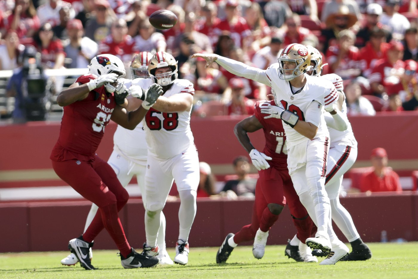 Unbeaten San Francisco 49ers face new challenge after Nick Bosa's season-ending injury | iNFOnews.ca Unbeaten San Francisco 49ers face new challenge after Nick Bosa's season-ending injury | iNFOnews.ca