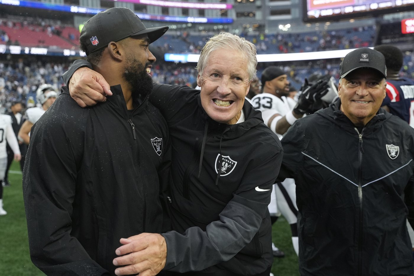 Jim Harbaugh and Pete Carroll renew rivalry as Chargers face Raiders on Carroll's 74th birthday | iNFOnews.ca