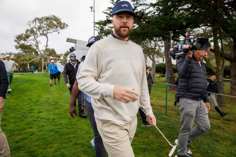 Chiefs and tight end Travis Kelce nearing a deal for his 14th season, AP source says | iNFOnews.ca