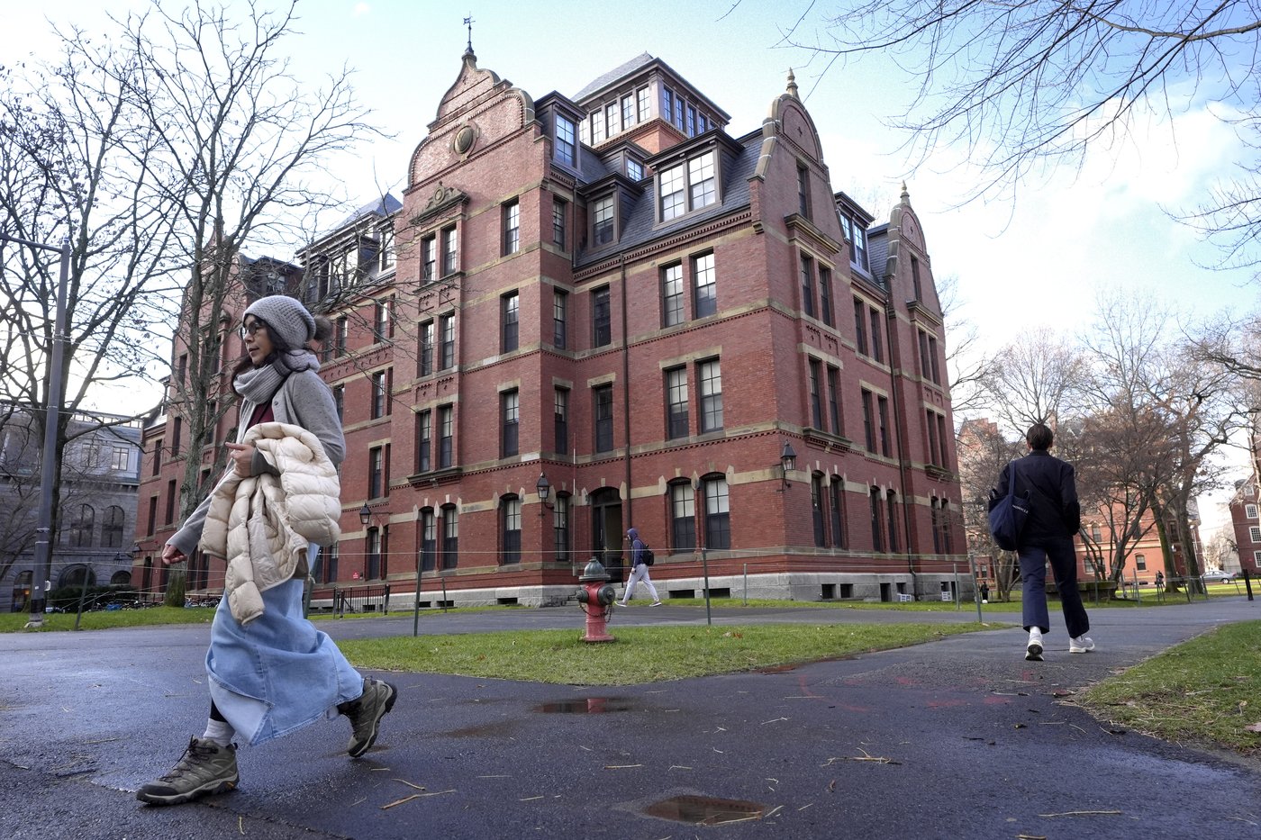 International students urged to return to US campuses before Trump inauguration | iNFOnews.ca International students urged to return to US campuses before Trump inauguration | iNFOnews.ca