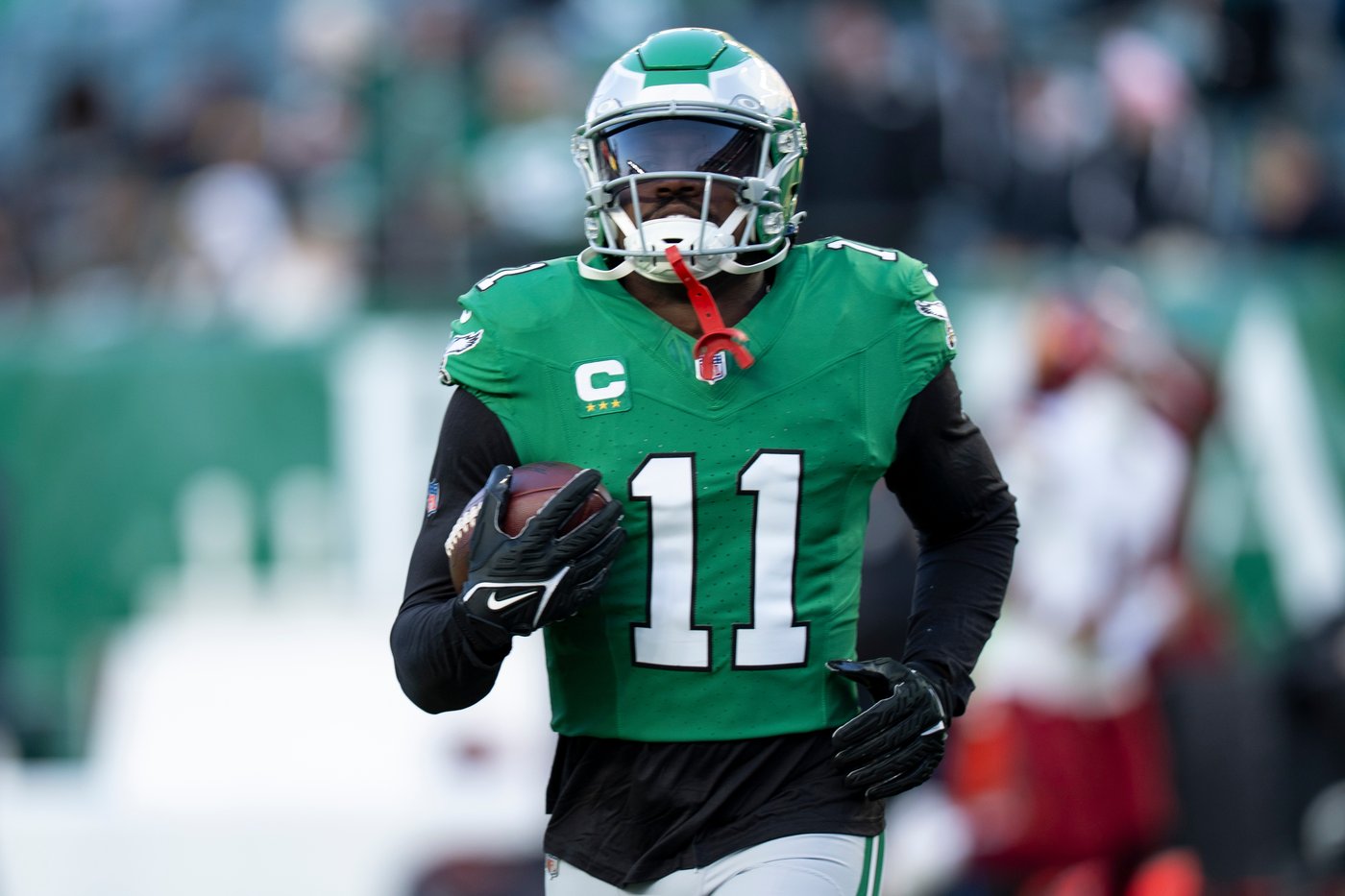 Eagles ready to move on without catches, cryptic posts from elite and enigmatic receiver A.J. Brown | iNFOnews.ca