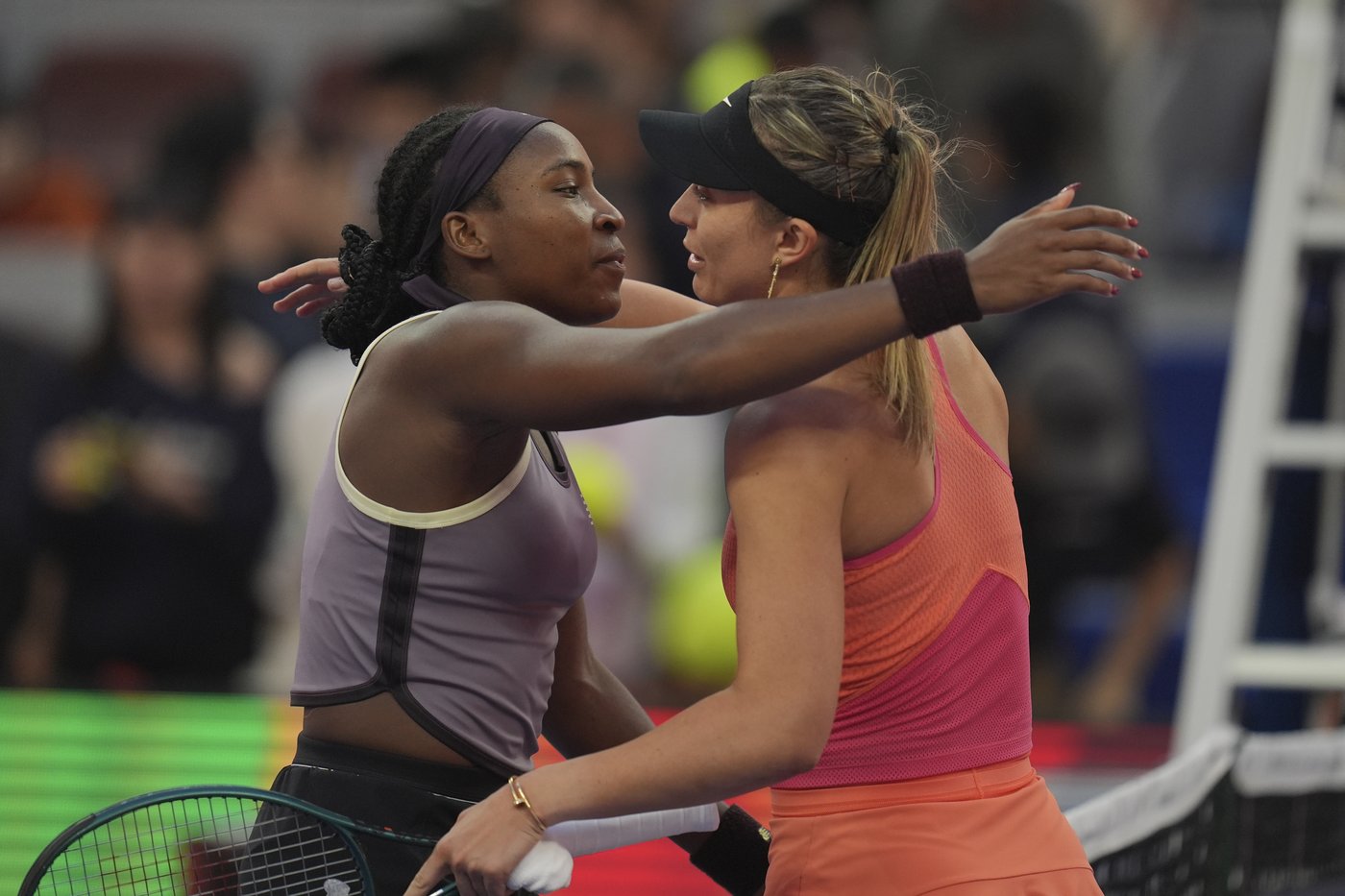 Gauff rallies to reach China Open final and Sinner, Alcaraz and Djokovic win in Shanghai | iNFOnews.ca Gauff rallies to reach China Open final and Sinner, Alcaraz and Djokovic win in Shanghai | iNFOnews.ca