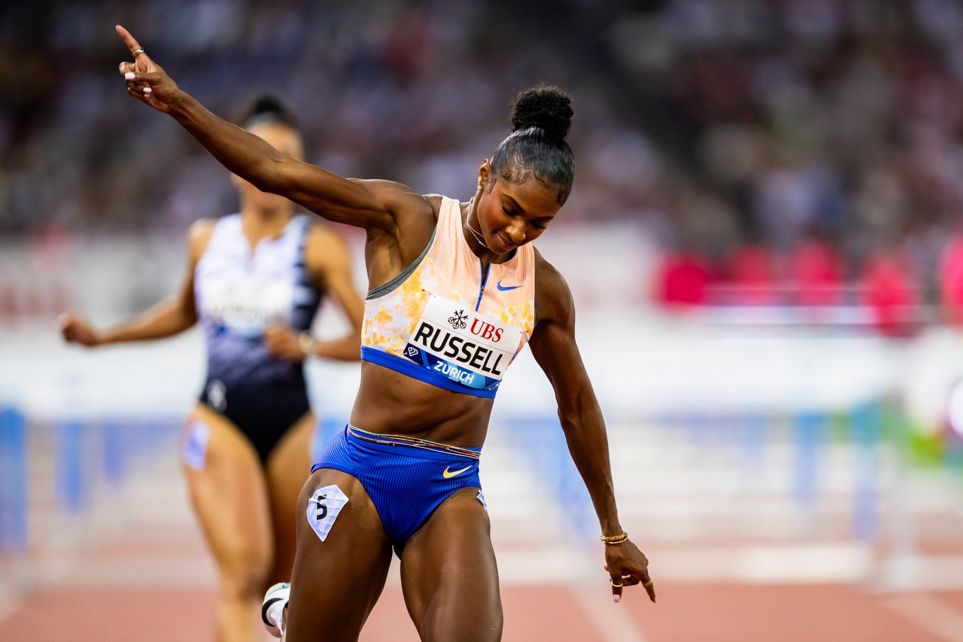 Masai Russell and Alison dos Santos break hurdles world records at Diamond League meet | iNFOnews.ca