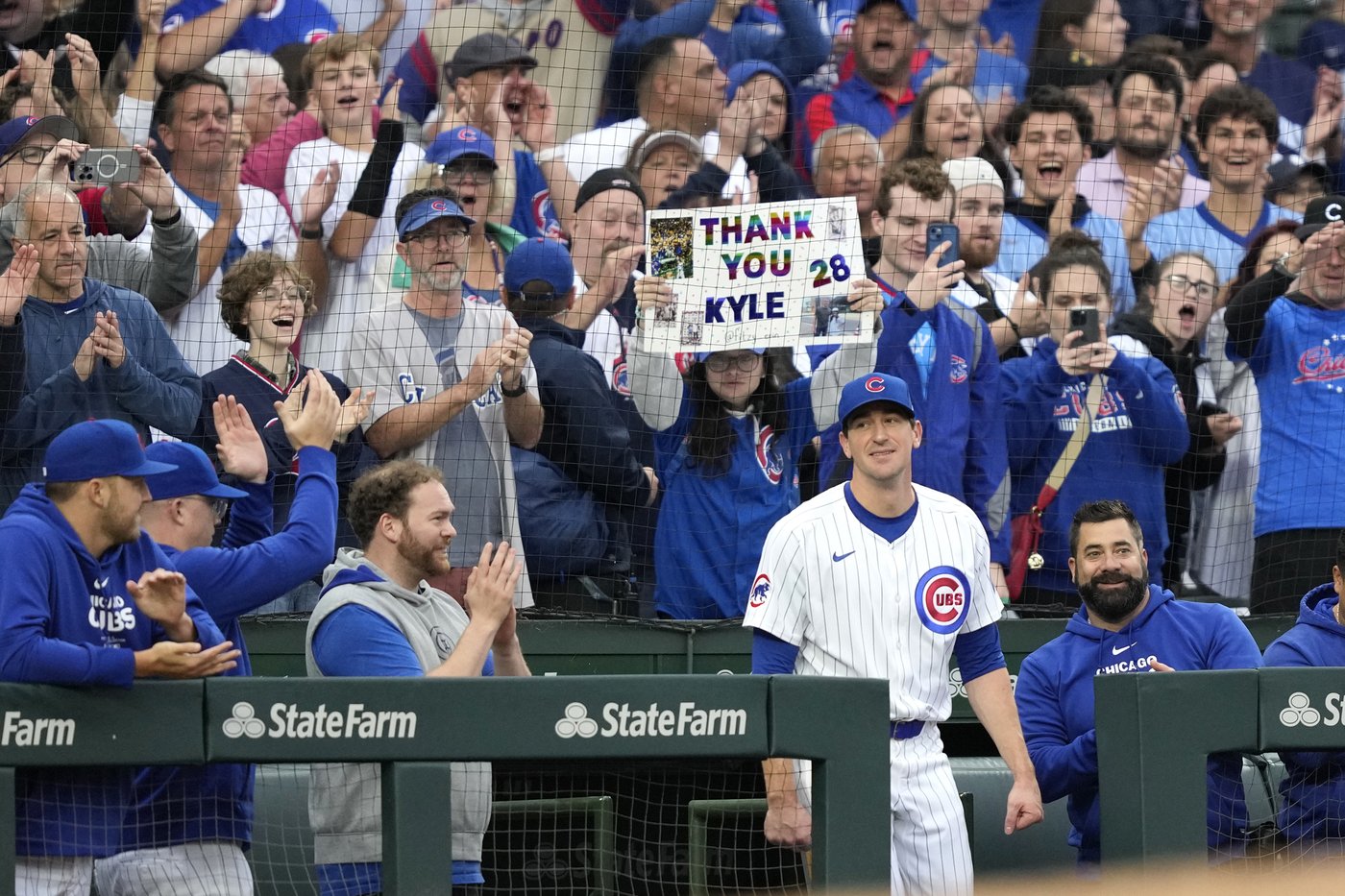 Kyle Hendricks sharp in what may have been Cubs' finale, 3-0 win over Reds | iNFOnews.ca Kyle Hendricks sharp in what may have been Cubs' finale, 3-0 win over Reds | iNFOnews.ca