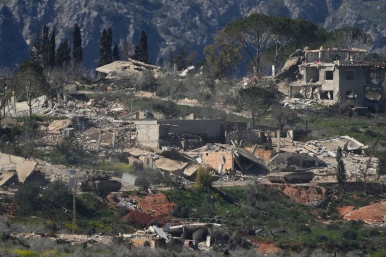 Human Rights Watch accuses Israel of using white phosphorus in southern Lebanese town | iNFOnews.ca