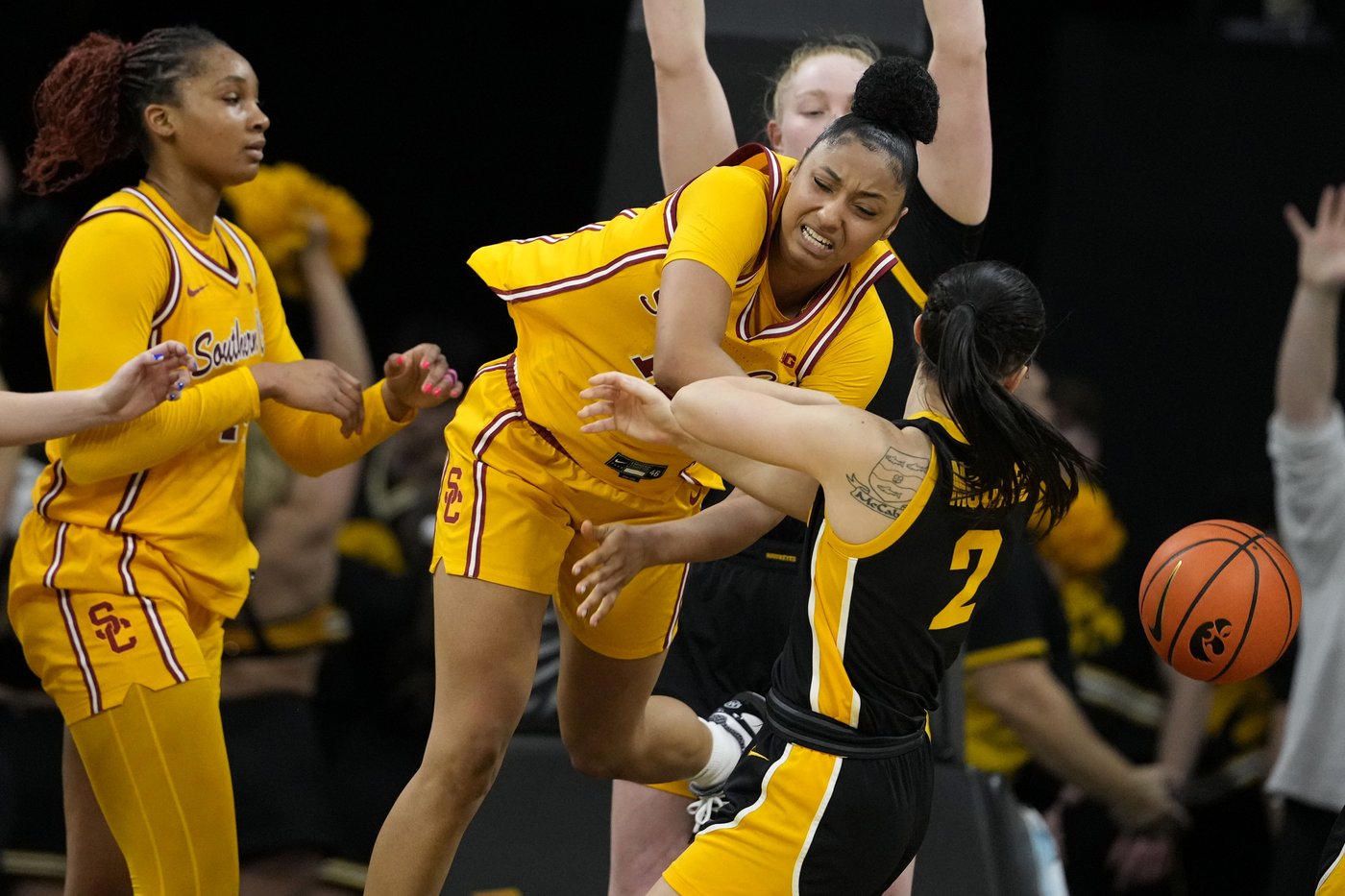 Busy week ahead with top matchups in women's college basketball including UCLA-USC | iNFOnews.ca Busy week ahead with top matchups in women's college basketball including UCLA-USC | iNFOnews.ca