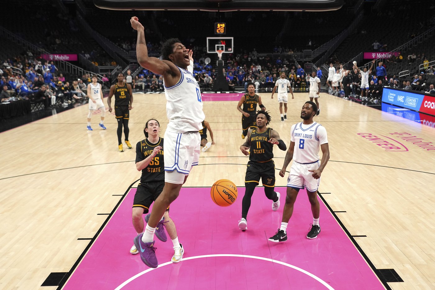Justin Hill scores 17 as Wichita State downs Saint Louis 88-63 | iNFOnews.ca