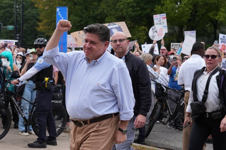 Illinois Gov. JB Pritzker worries that Trump will go to extremes to distract from Epstein files | iNFOnews.ca