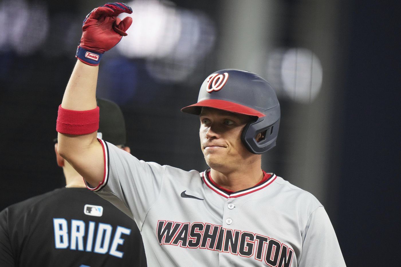 Nathaniel Lowe drives in 3 runs, Nationals score 7 unanswered runs to beat Marlins 7-4 | iNFOnews.ca