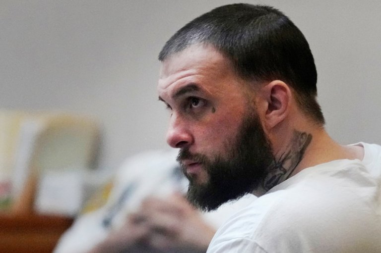 New Hampshire court reverses father's murder conviction in case of missing 5-year-old girl | iNFOnews.ca