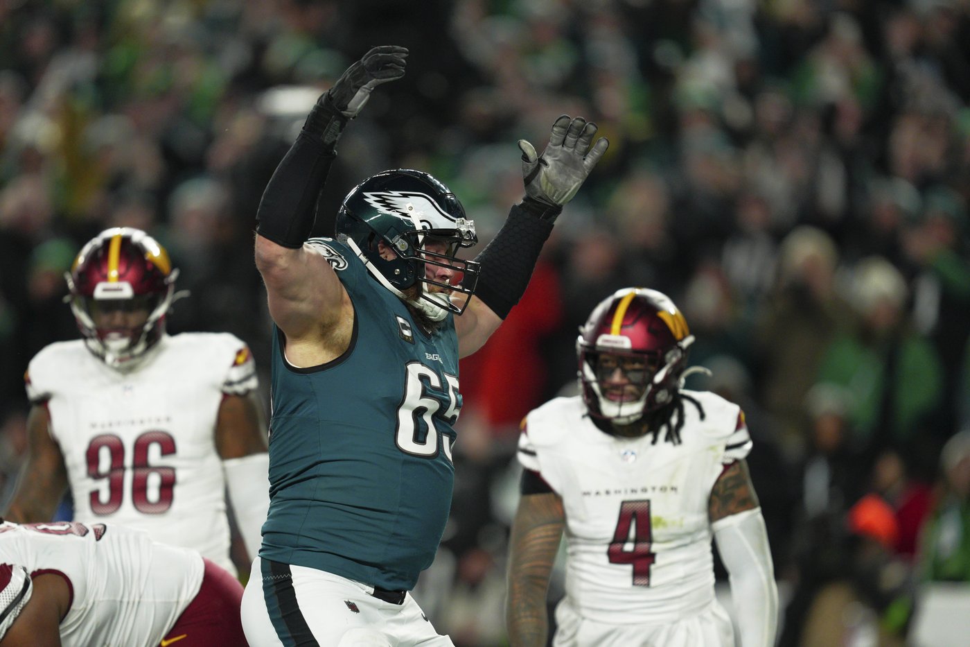 Commanders warned referees can 'award a score' after 4 penalties near goal line in loss to Eagles | iNFOnews.ca