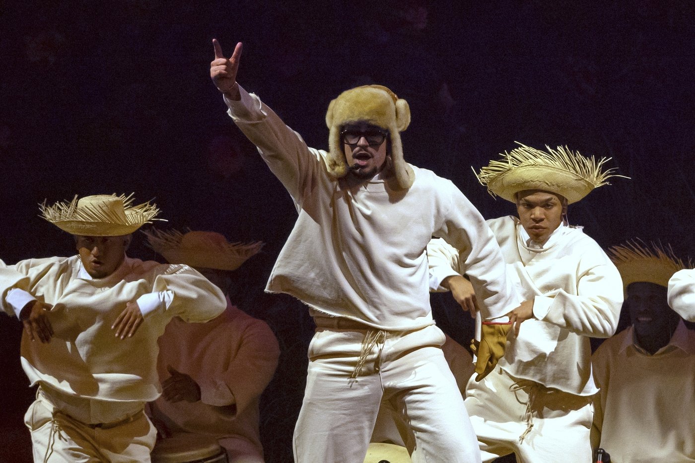 Couldn't make it to see Bad Bunny in Puerto Rico? He's livestreaming his last concert | iNFOnews.ca
