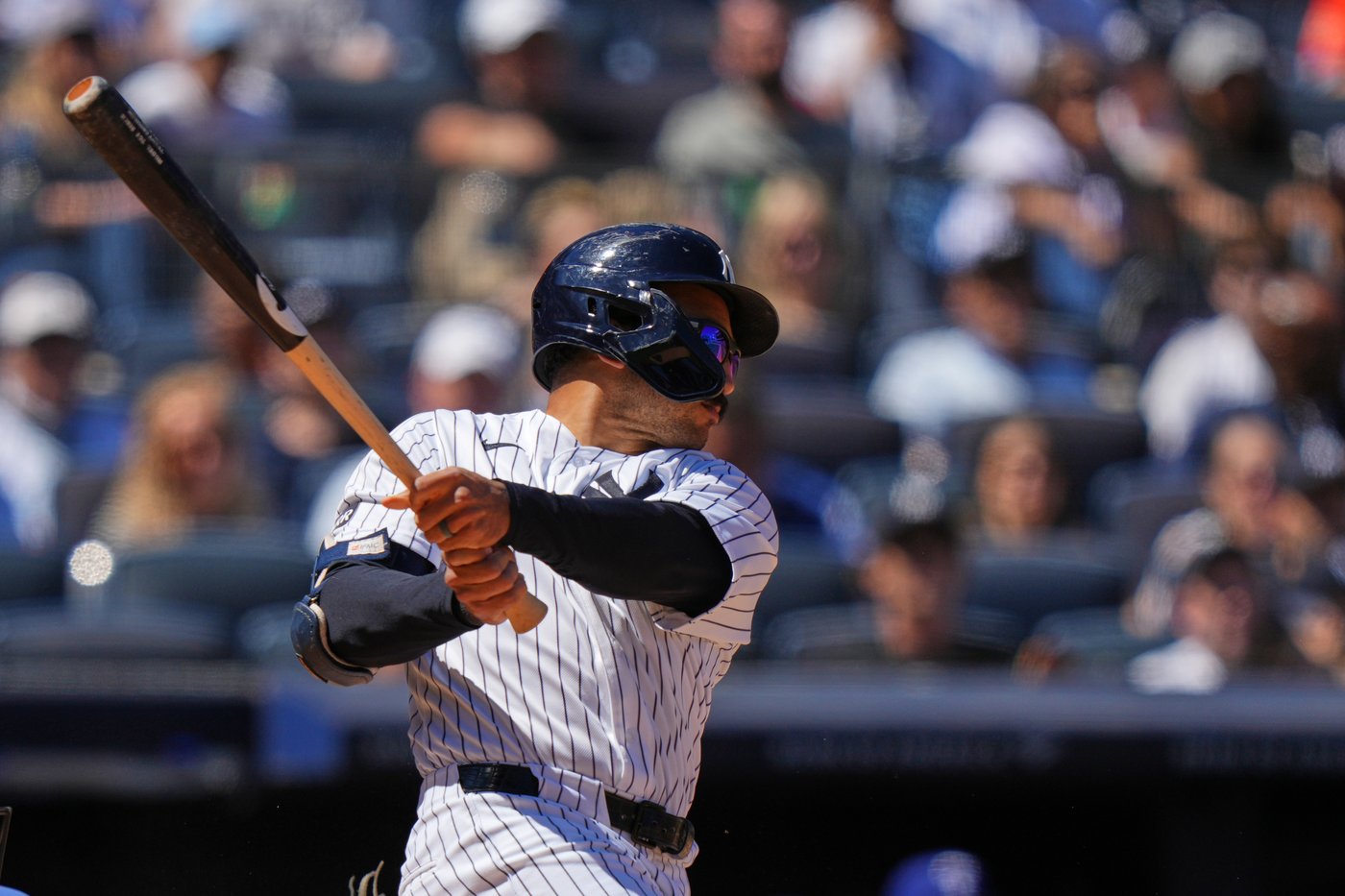Grisham leads Yankees over Rangers 9-2 for 16th win in 19 games but Domínguez hurt hitting wall | iNFOnews.ca Grisham leads Yankees over Rangers 9-2 for 16th win in 19 games but Domínguez hurt hitting wall | iNFOnews.ca