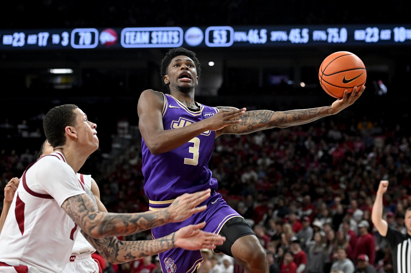 Freshman Meleek Thomas scores career-best 28 points as No. 18 Arkansas beats James Madison 103-74 | iNFOnews.ca Freshman Meleek Thomas scores career-best 28 points as No. 18 Arkansas beats James Madison 103-74 | iNFOnews.ca