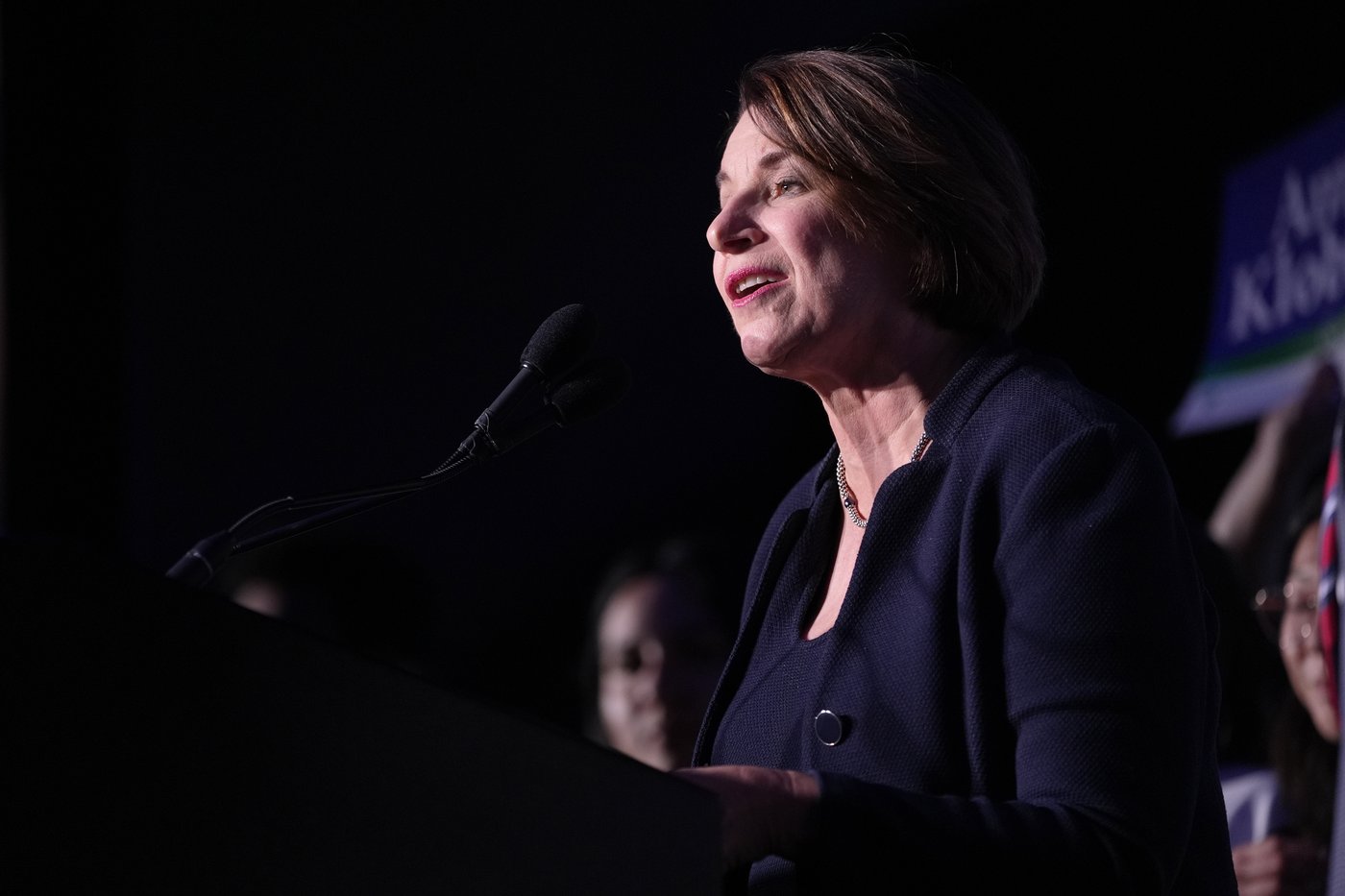 Democratic Sen. Amy Klobuchar of Minnesota wins 4th term, defeating ex-NBA player Royce White | iNFOnews.ca