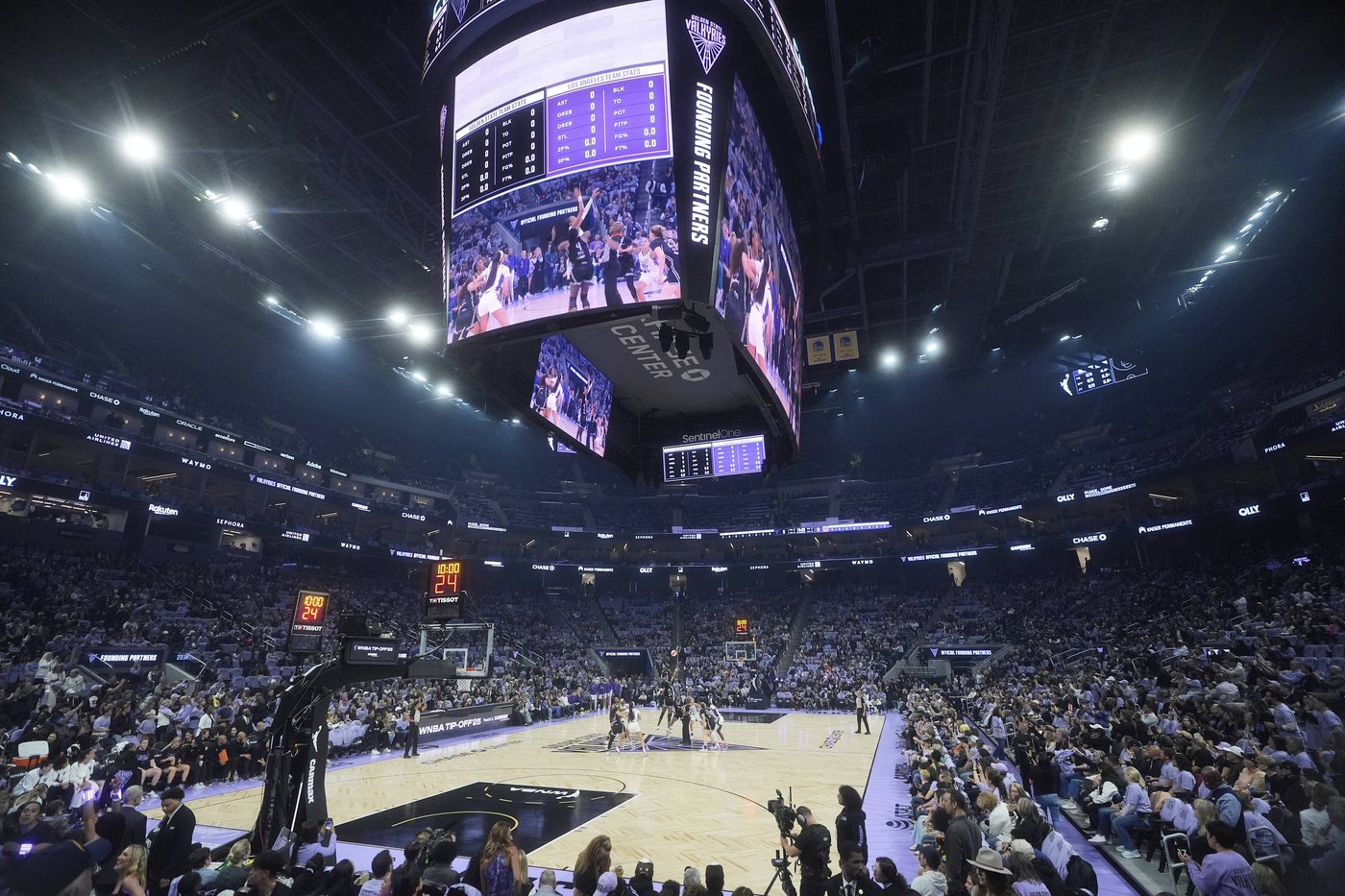 The Valkyries bring WNBA basketball to the Bay Area in their franchise debut | iNFOnews.ca