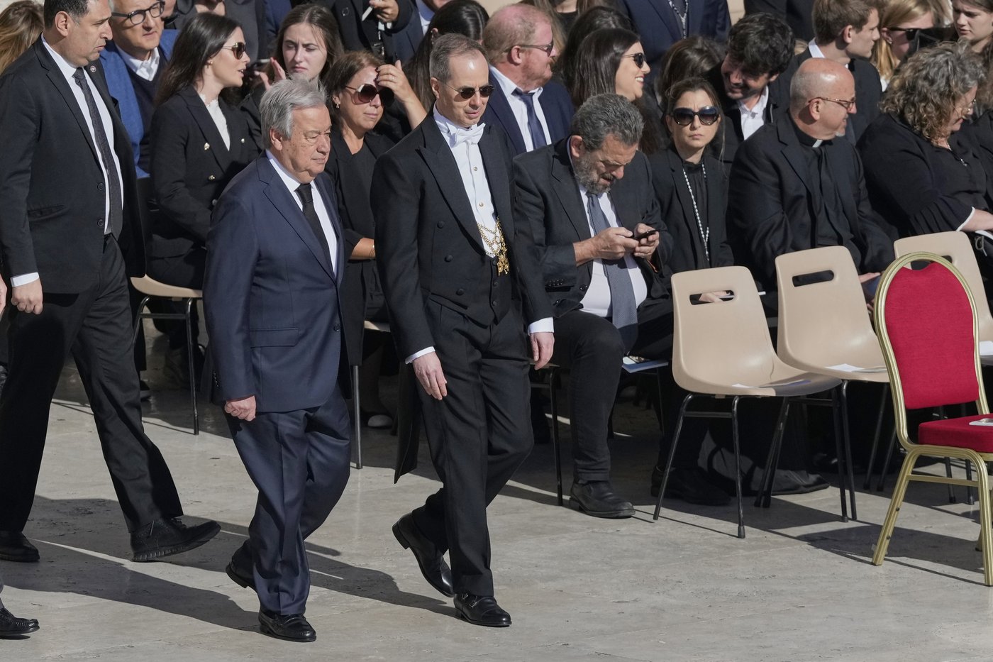 PHOTO COLLECTION: Vatican Pope Funeral Attendees | iNFOnews.ca PHOTO COLLECTION: Vatican Pope Funeral Attendees | iNFOnews.ca