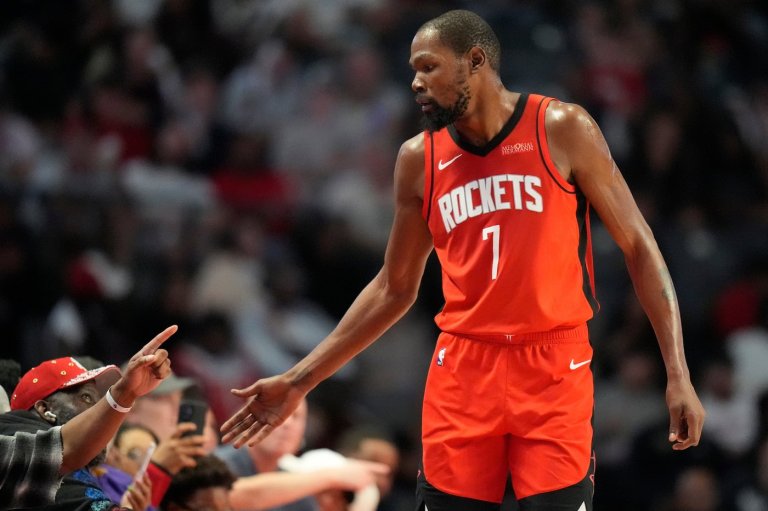 NBA memo targets fan behavior, reminding teams to address unruly acts proactively | iNFOnews.ca