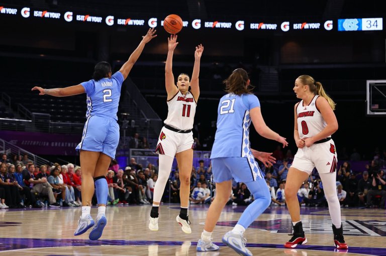Imari Berry's 22 points, 10 rebounds lead No. 12 Louisville women past No. 16 North Carolina 65-57 | iNFOnews.ca