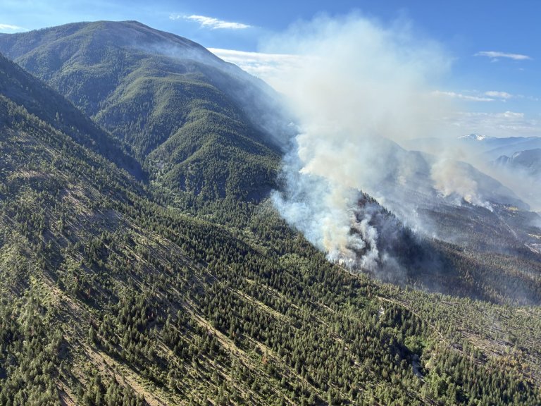 Wildfire still burns near B.C. village of Lytton, as deadly anniversary looms | iNFOnews.ca