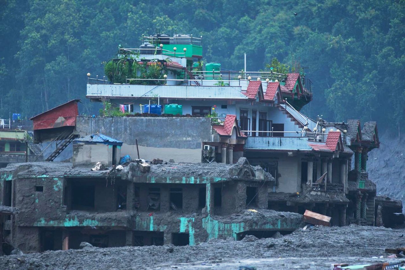 More than 1,300 are missing in Nepal and Tibet after catastrophic floods caused by glacial collapse | iNFOnews.ca