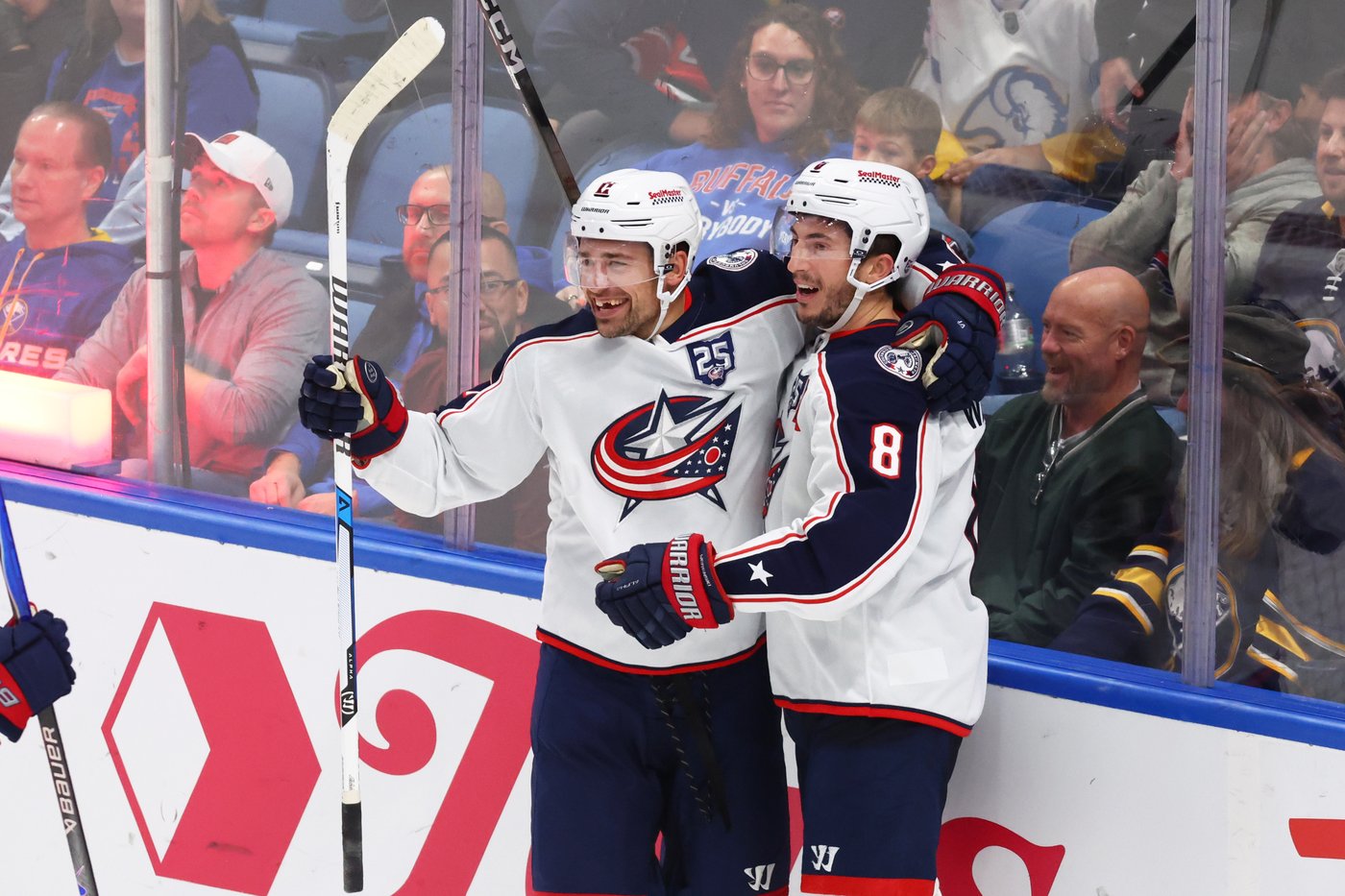 Wood scores 2 including winner in return from injury, lifting Blue Jackets to 4-3 win over Sabres | iNFOnews.ca