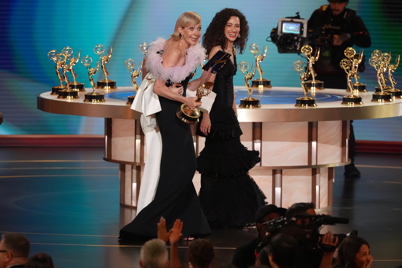 Photos of standout moments from the Emmys | iNFOnews.ca