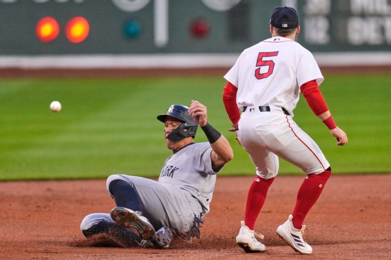 Yankees await results of MRI on Giancarlo Stanton's right calf as slugger remains on active roster | iNFOnews.ca
