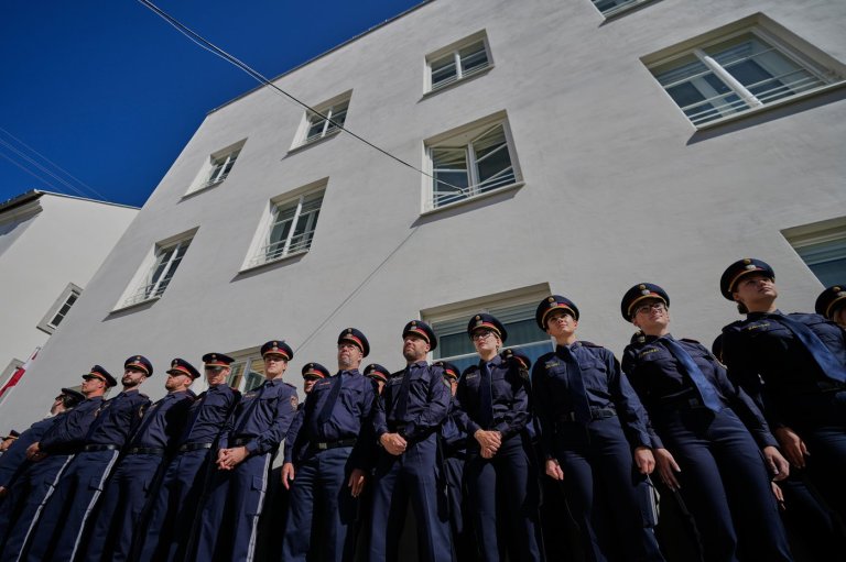 Adolf Hitler’s birthplace in Austria reopens as a police station to deter Nazi pilgrimages | iNFOnews.ca