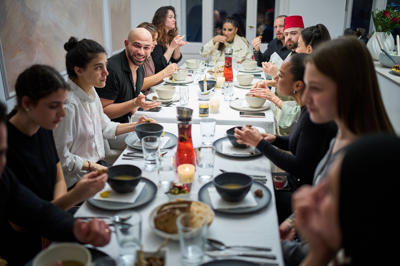 Gay Muslim influencer hosts inclusive Ramadan meal and calls for acceptance across faiths | iNFOnews.ca Gay Muslim influencer hosts inclusive Ramadan meal and calls for acceptance across faiths | iNFOnews.ca