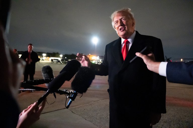 Trump urges Sen. John Fetterman to switch parties and become a Republican | iNFOnews.ca