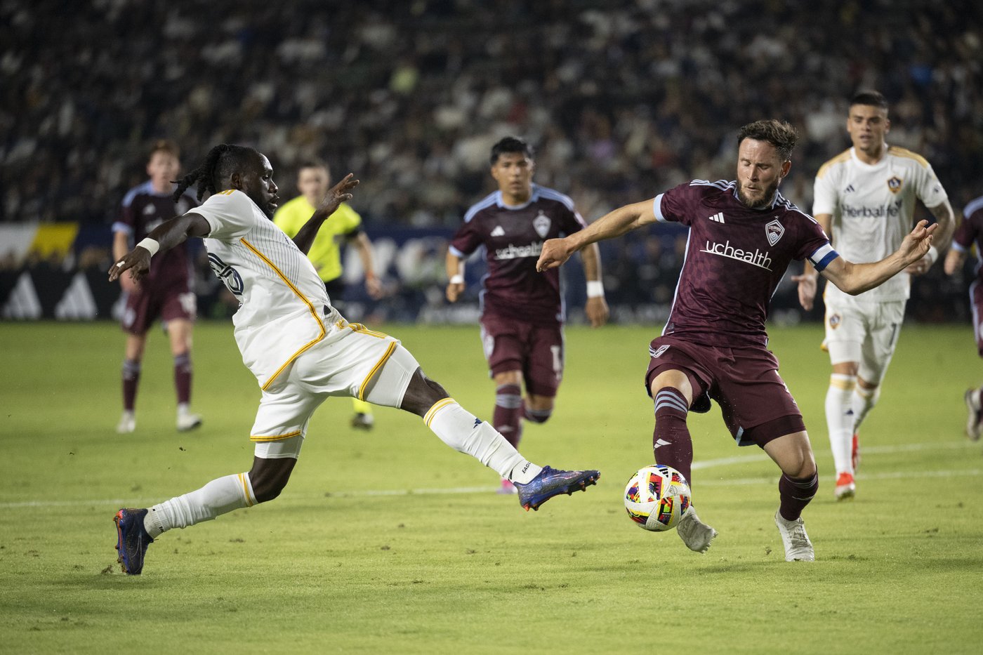 Dejan Joveljic, Riqui Puig both have 2 goals and assist as Galaxy rout Rapids 5-0 in playoff opener | iNFOnews.ca