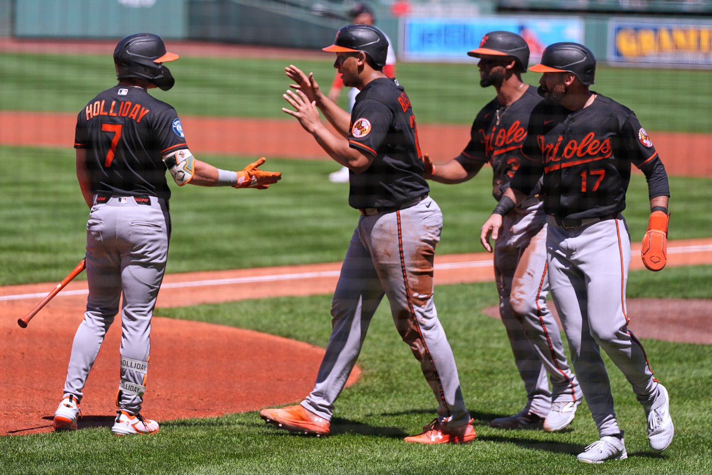 Orioles score 6 runs in the 1st inning to beat the Red Sox 8-2 | iNFOnews.ca