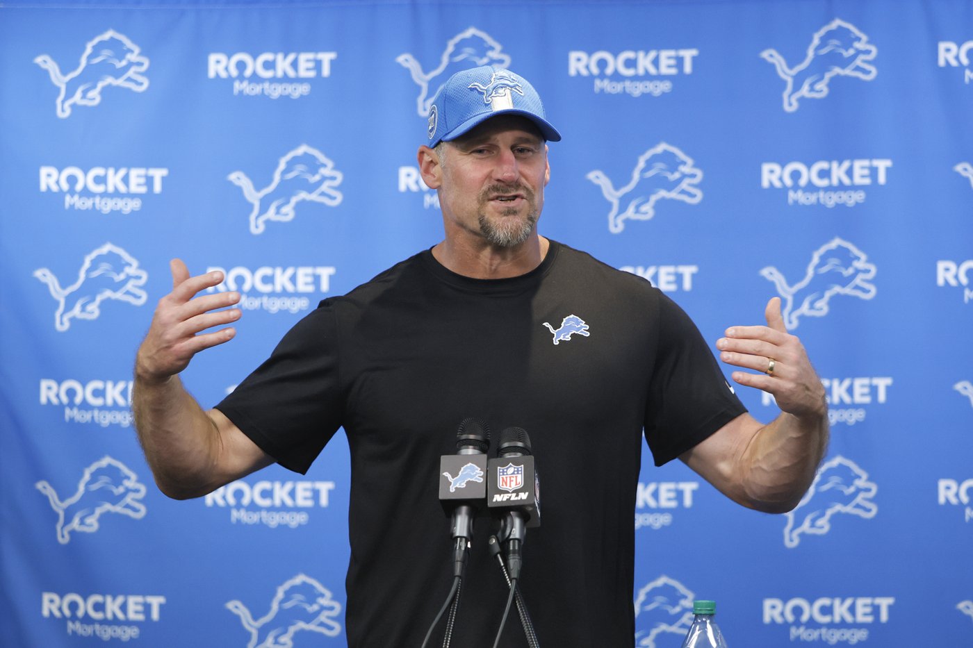 Detroit Lions coach Dan Campbell is selling his house to seek more privacy | iNFOnews.ca