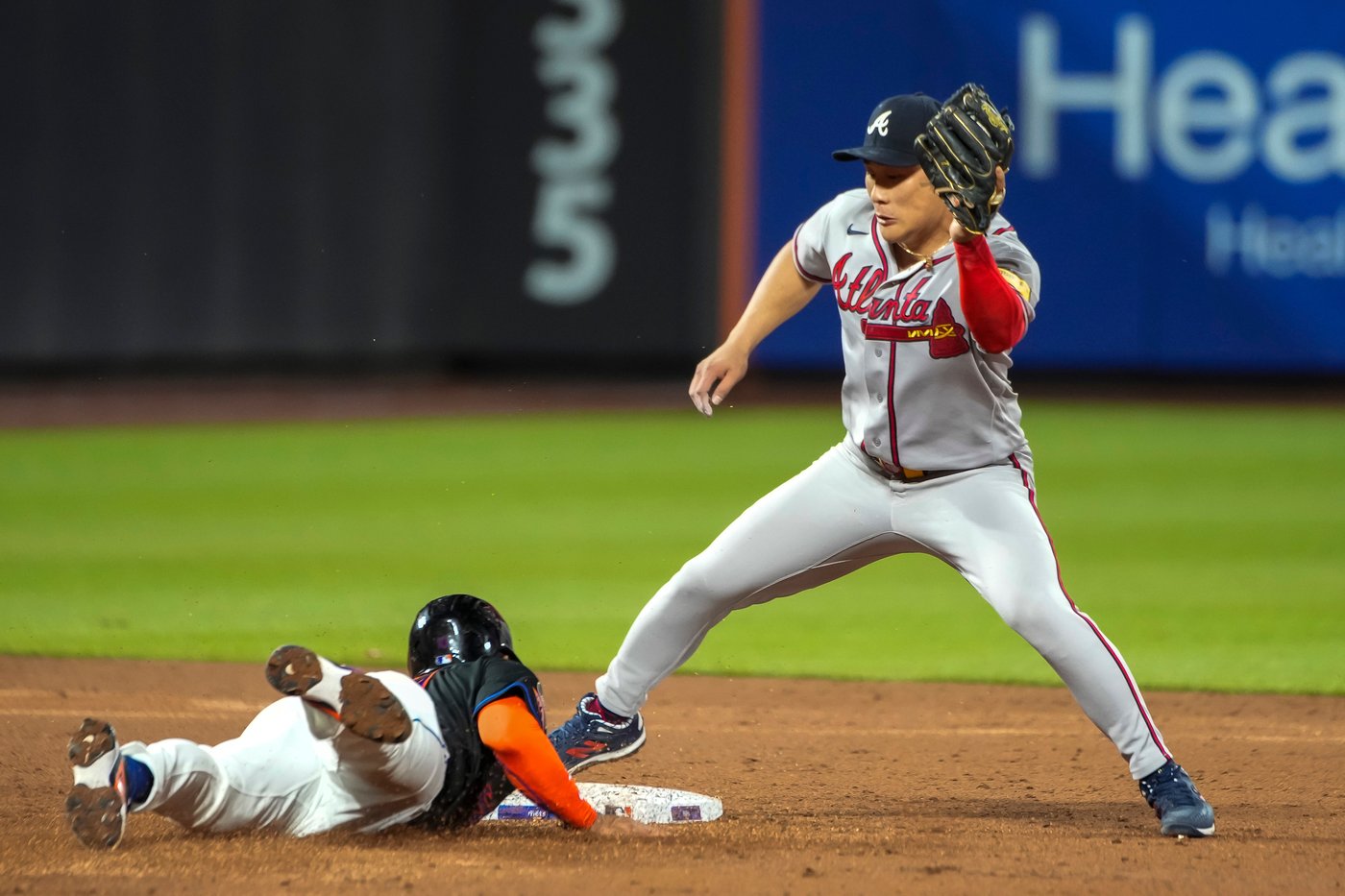 Bo Bichette's grand slam, homer and 6 RBIs lead Mets past Braves 7-5 | iNFOnews.ca